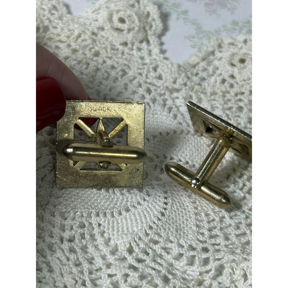 Vintage Swank Gold Tone‎ Square Cufflinks Fleur De Lis Geometric Mid Century